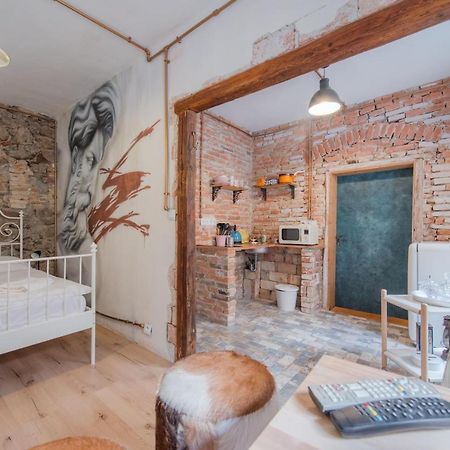 Accommodation At The Zeus Apartment Братислава Экстерьер фото